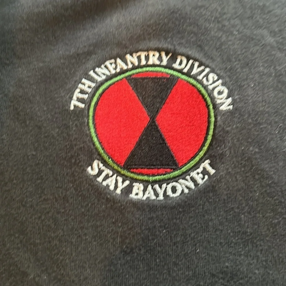 J.America T-shirt Mens 7th infantry Long Sleeve Pullover size Large